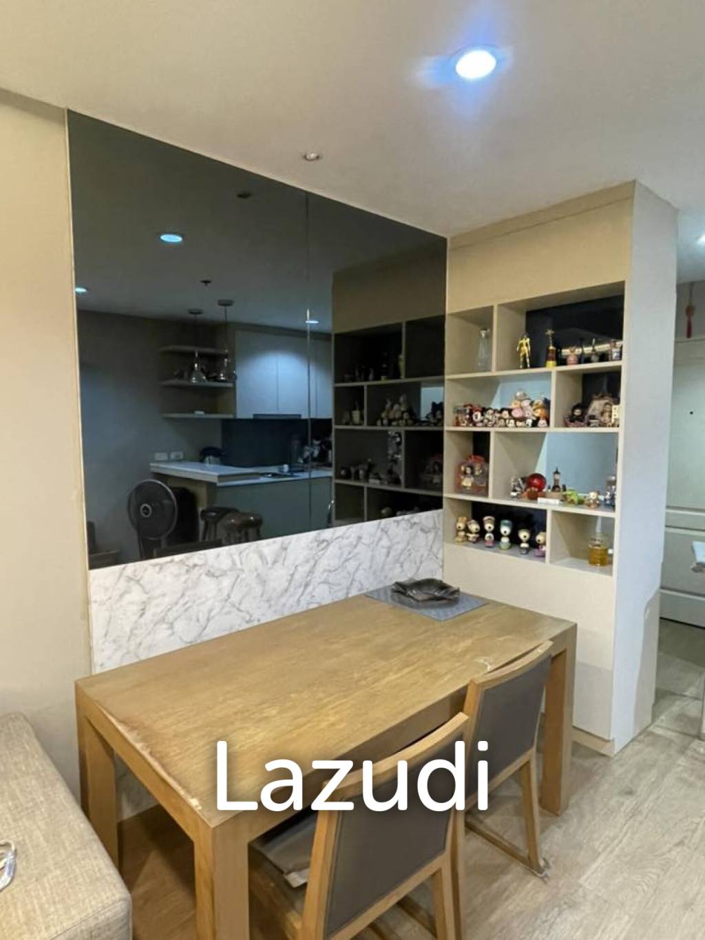 Luxury 46th Floor State Tower Condo in Si Lom