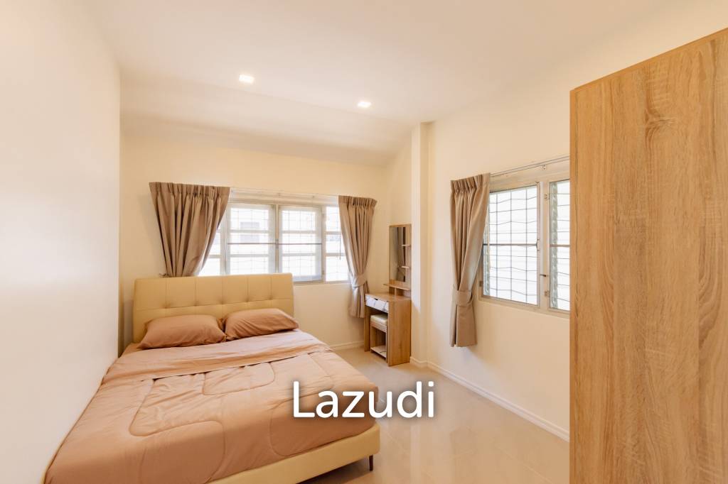 BAAN SUKSABAI 1  :  Charming 3 Bed Villa near Town