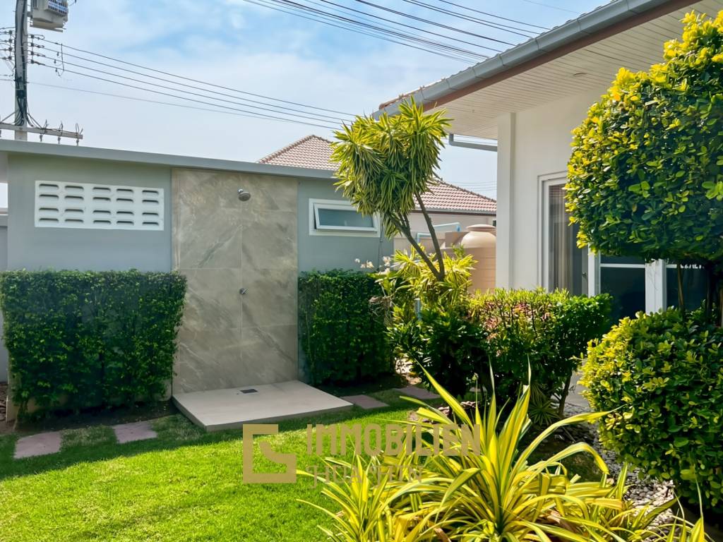 3 Schlafzimmer + 3 Bäder / 182 qm Wohnfläche / voll möbliert