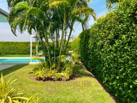 3 Schlafzimmer + 3 Bäder / 182 qm Wohnfläche / voll möbliert