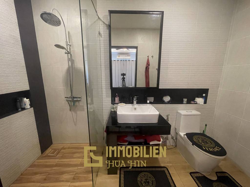 Eckhaus / 100 qm Wohnfläche / 2 Schlafzimmer