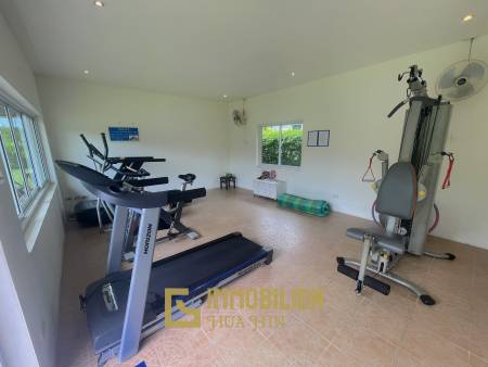 Eckhaus / 100 qm Wohnfläche / 2 Schlafzimmer