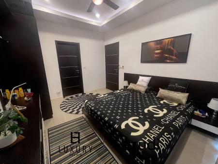 Corner house / 100 sq m living space / 2 bedrooms