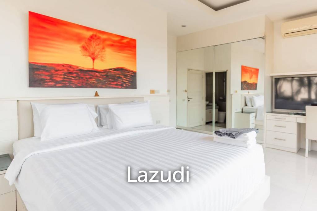 Semi-Detached Villa with Private Pool in Plai Laem