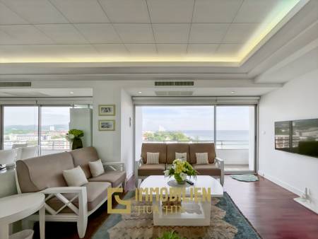 Moderne und luxuriöse Eigentumswohnung mit Meerblick im Baan Haad Hua Hin