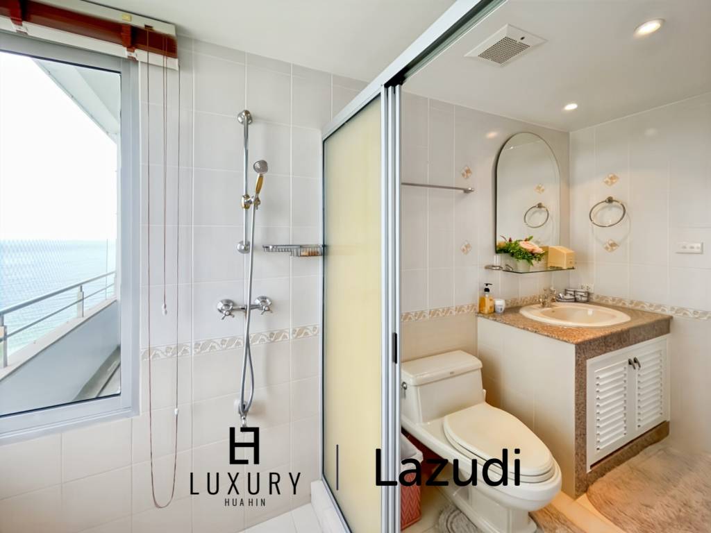Luxurious Ocean View Condo in Baan Haad Hua Hin