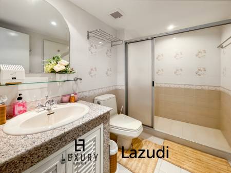 Luxurious Ocean View Condo in Baan Haad Hua Hin