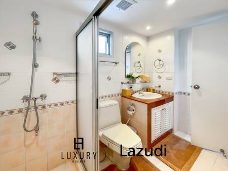 Luxurious Ocean View Condo in Baan Haad Hua Hin