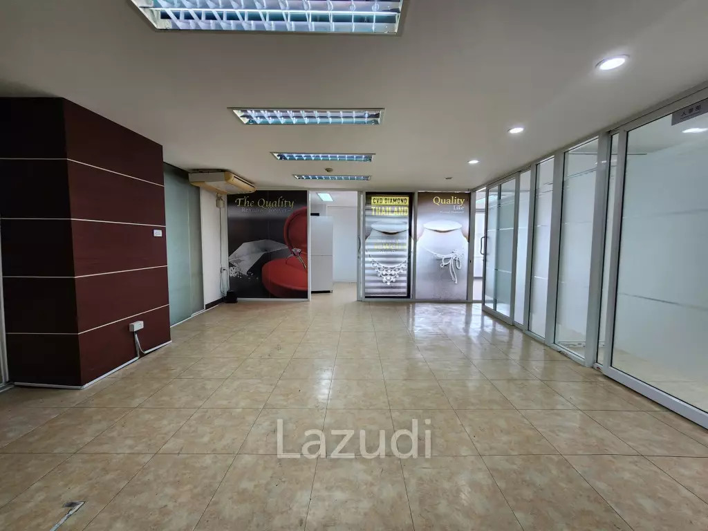 Office For Rent  80 SQ.M ITF Silom Palace