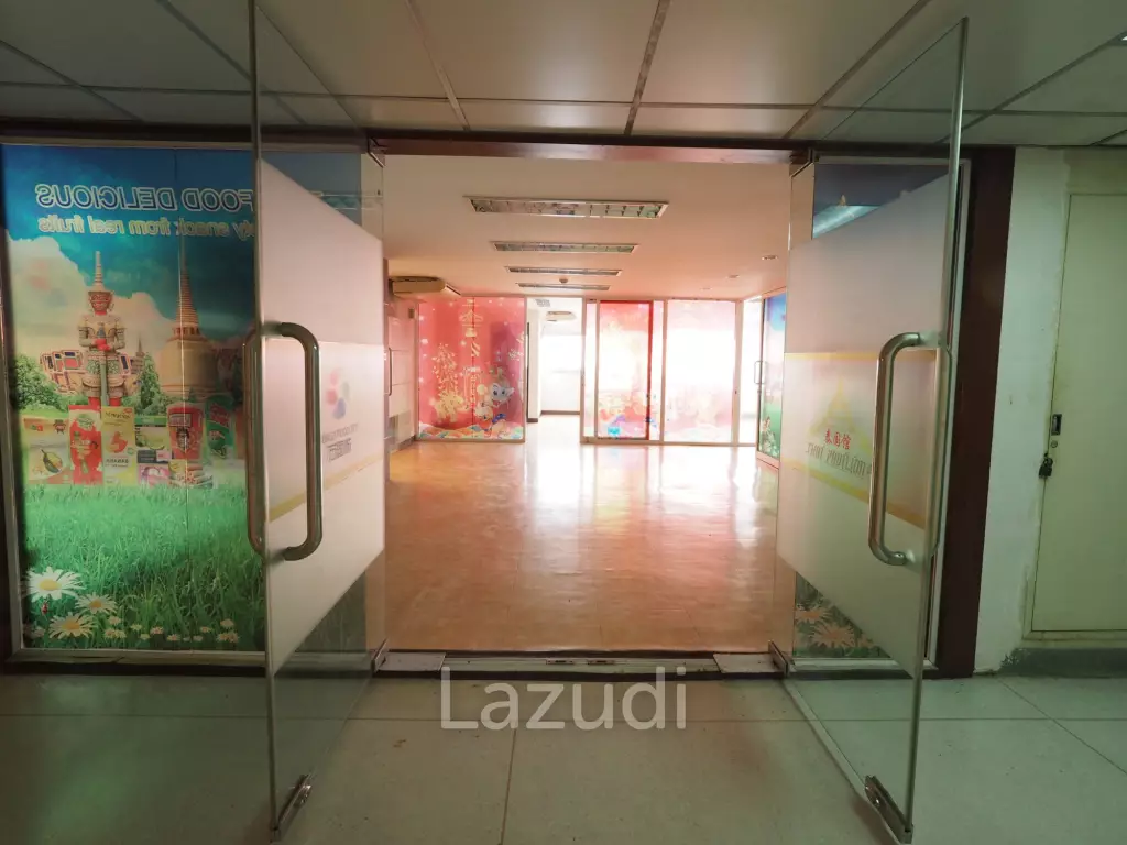 Office For Rent  80 SQ.M ITF Silom Palace