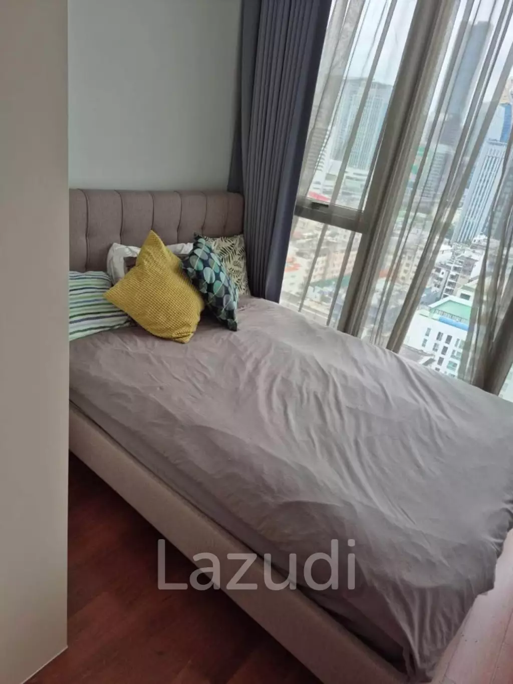 Elegant 2-Bed Condo in Hyde Sukhumvit 11 Bangkok