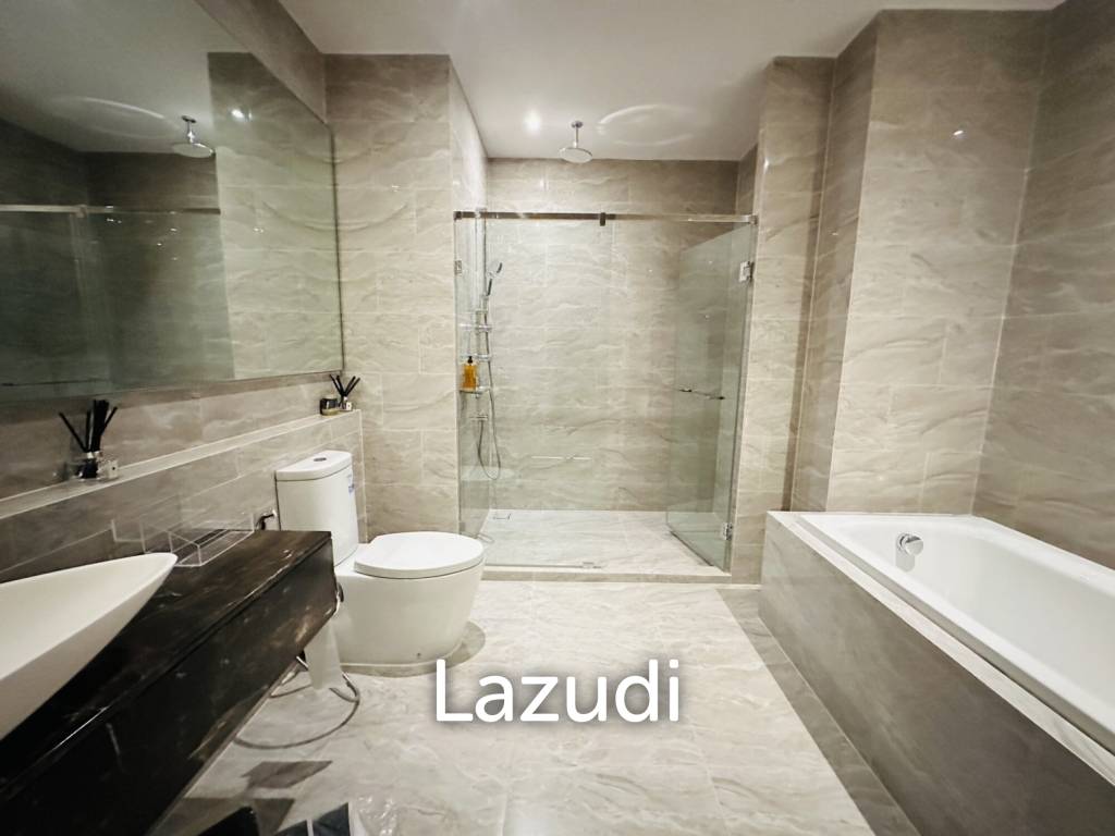 2 Beds 2 Baths 93.54 SQ.M ASHTON Asoke - Rama 9