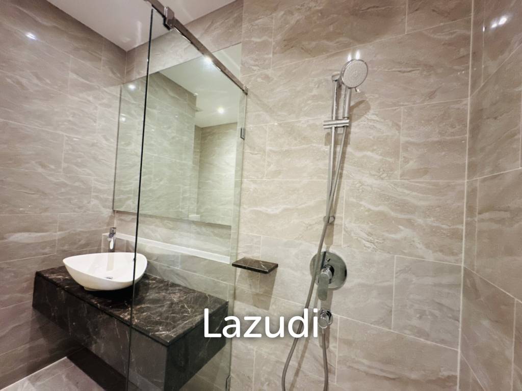 1 Bed 1 Baths 38.5 SQ.M ASHTON Asoke - Rama 9