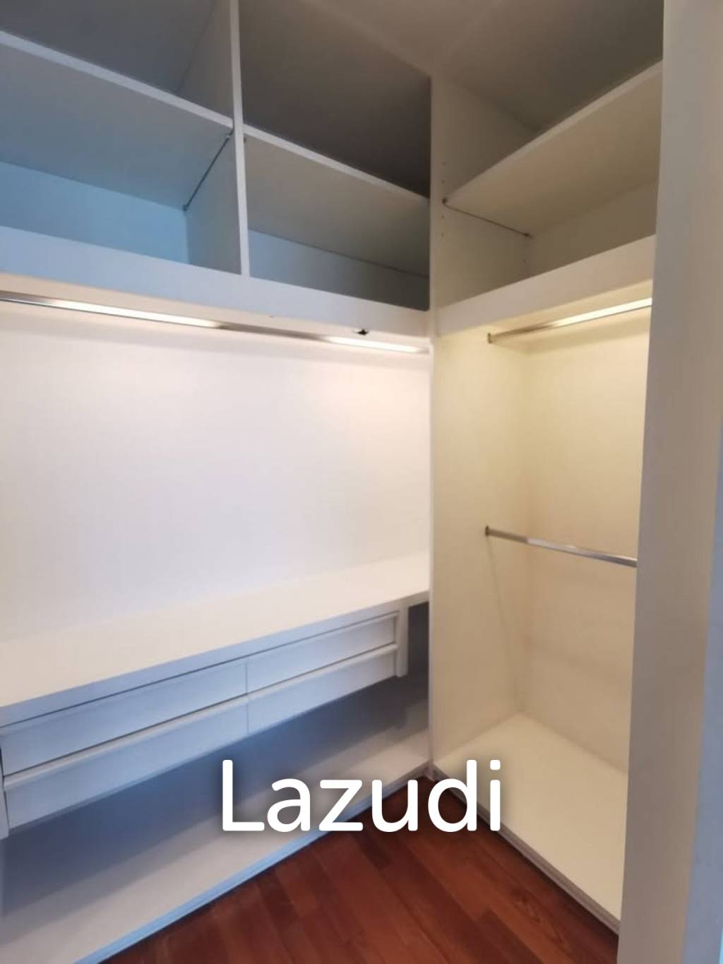 Luxurious 5 Bedroom Condo at Royal Residence Park