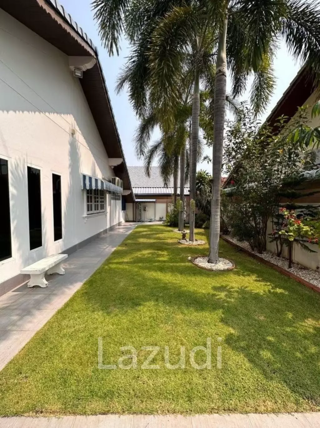 Elegant 2-Bedroom Detached Villa in Hua Hin