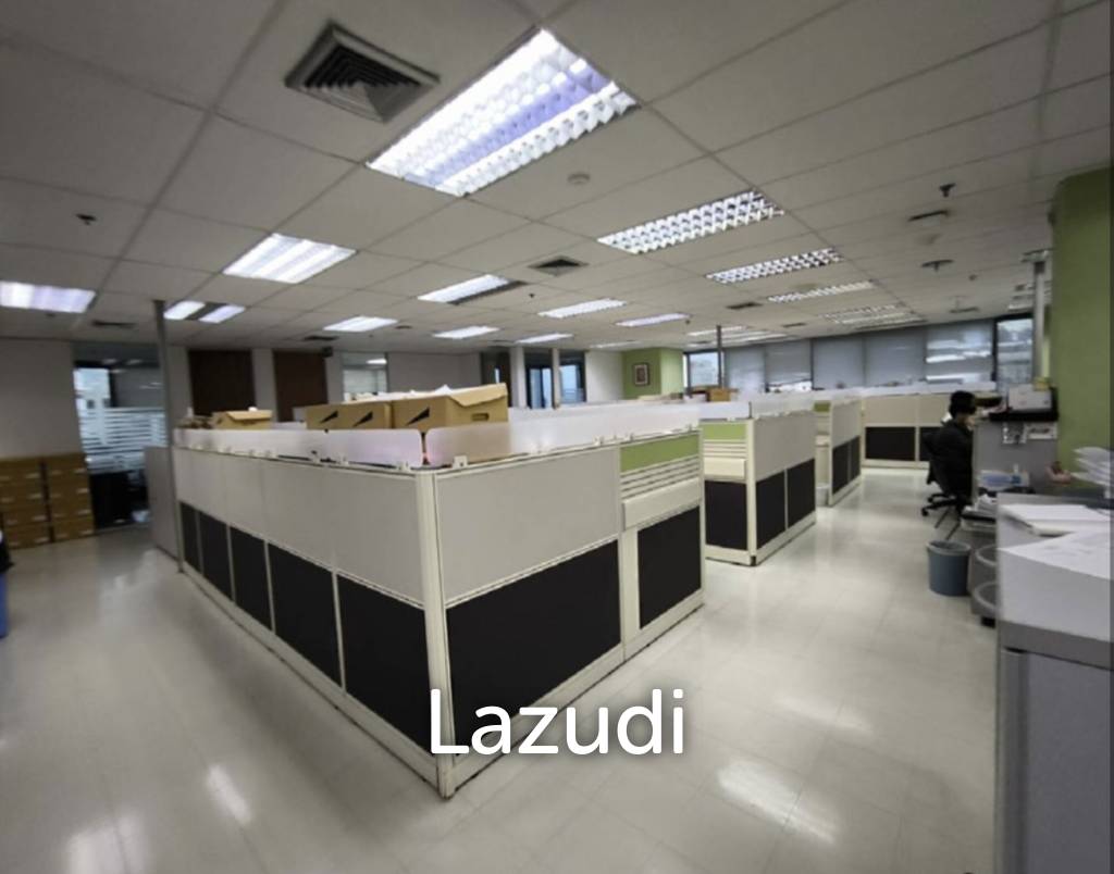 Khlong Toei Furnished Office with Modern Decor