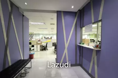 Khlong Toei Furnished Office with Modern Decor