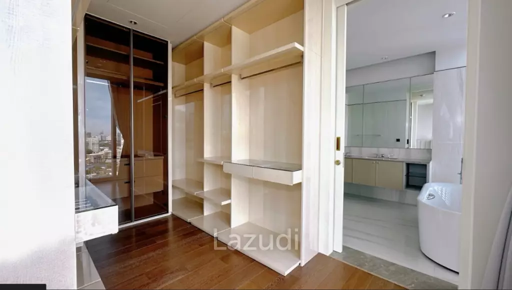 Luxury 3 Bedroom Condo Kraam Sukhumvit 26 Bangkok