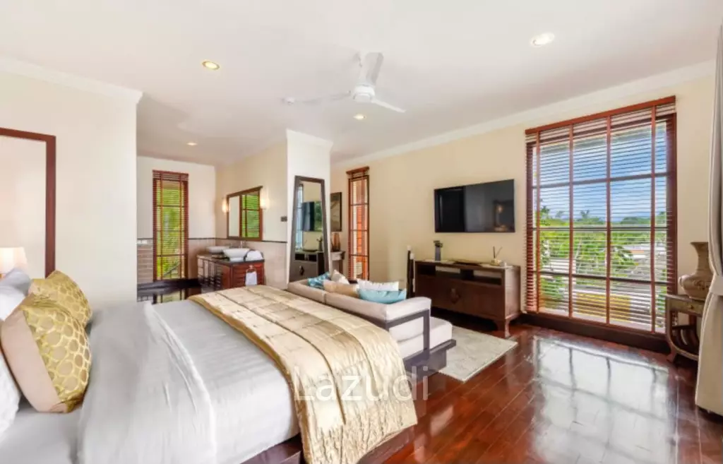4-Bed Ocean Views at Kanda Residence