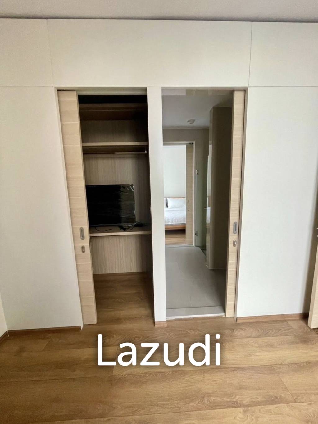 Spacious 2 Bedroom Condo in Park 24