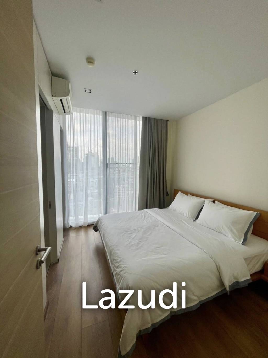 Spacious 2 Bedroom Condo in Park 24