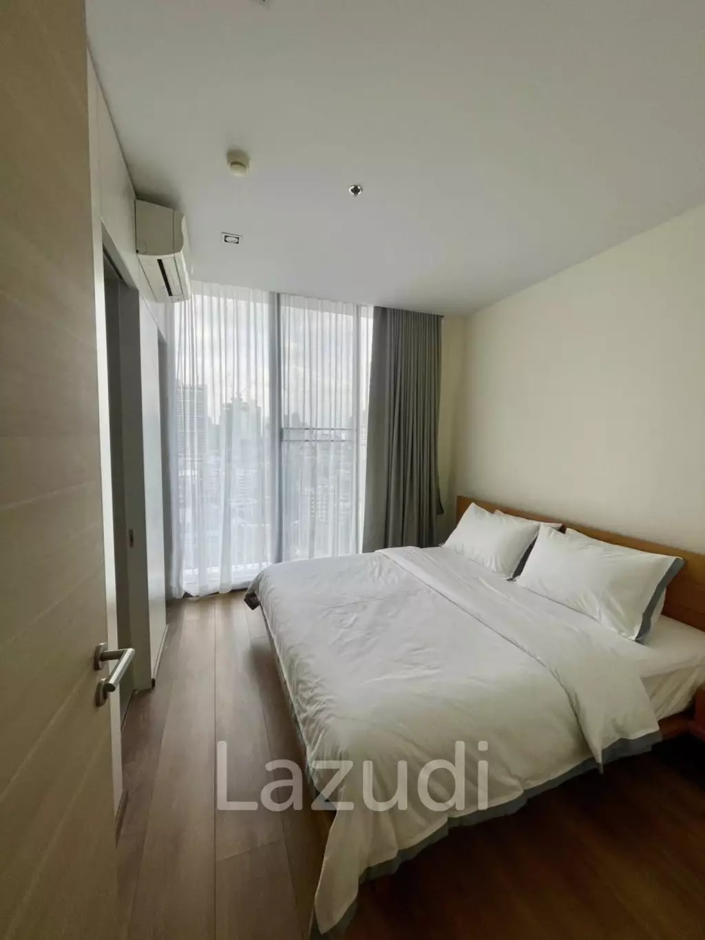 Spacious 2 Bedroom Condo in Park 24