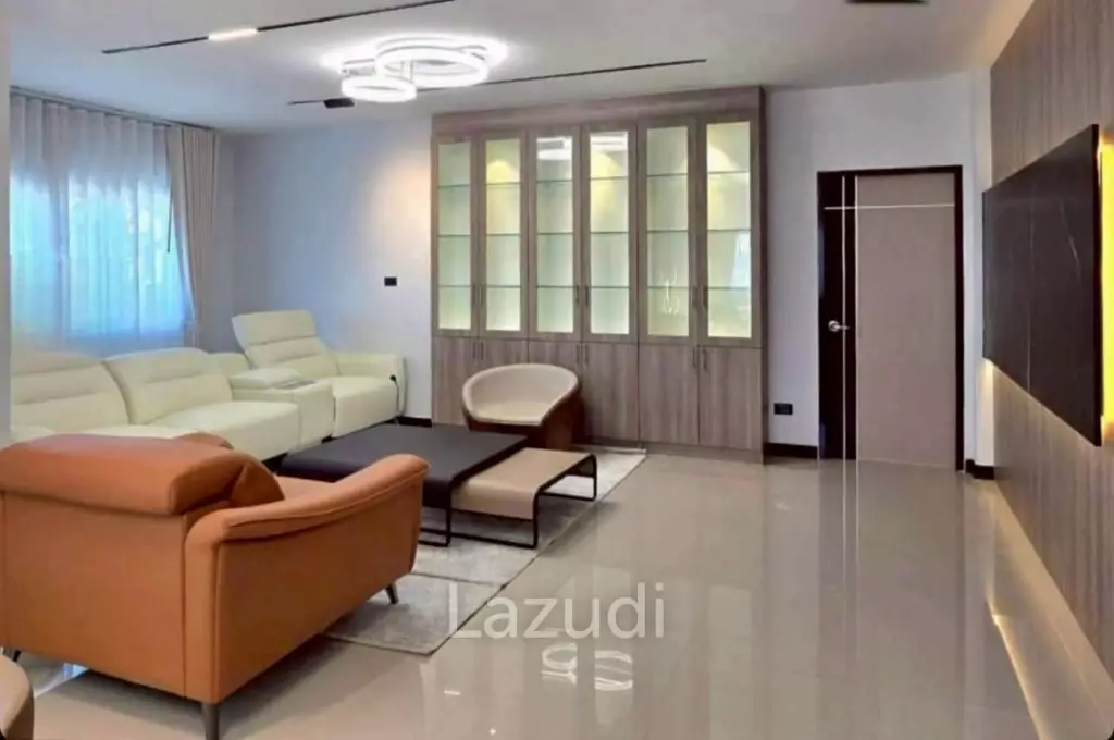 5 Beds 5 Baths 650 SQ.M. House In Toong klom - Tanman