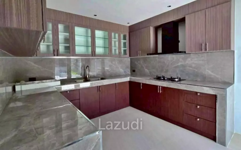 5 Beds 5 Baths 650 SQ.M. House In Toong klom - Tanman