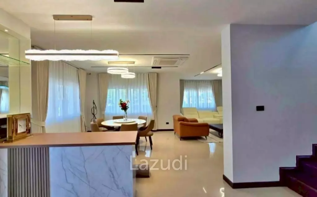 5 Beds 5 Baths 650 SQ.M. House In Toong klom - Tanman