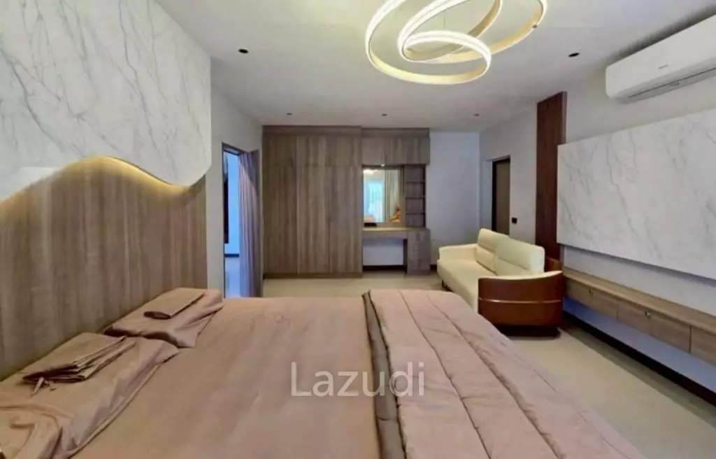 5 Beds 5 Baths 650 SQ.M. House In Toong klom - Tanman