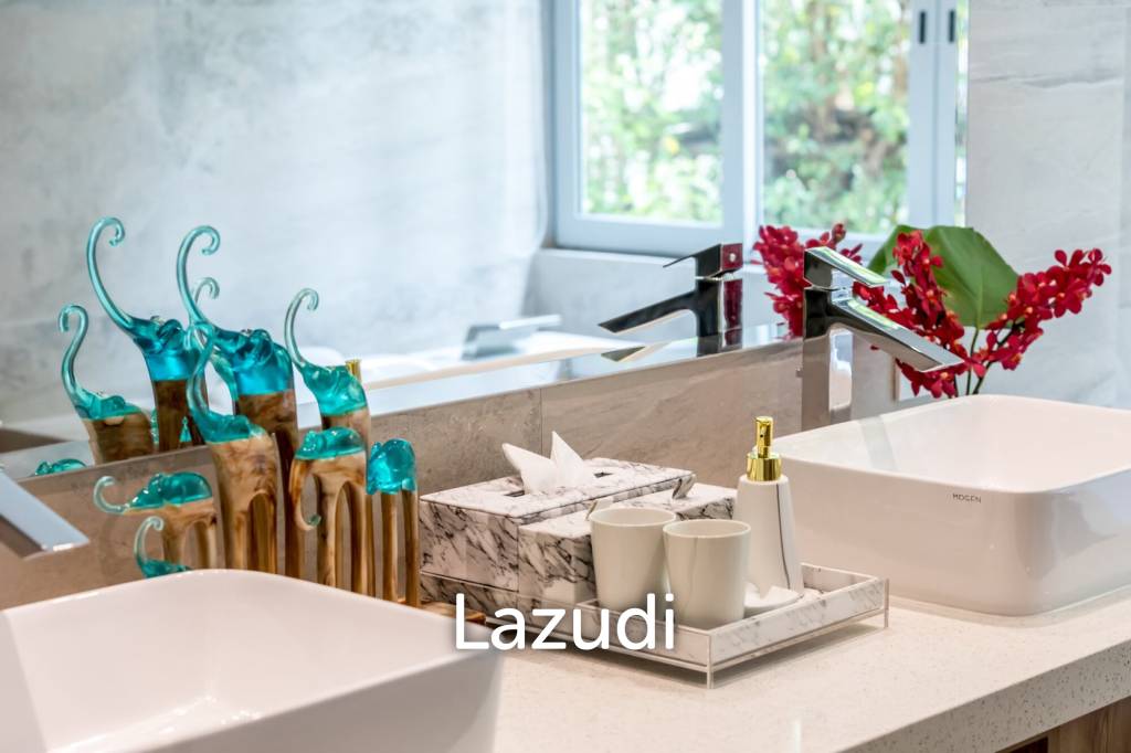 Blue Amber: Stunning Beachfront Luxury 4-Bedroom Villa