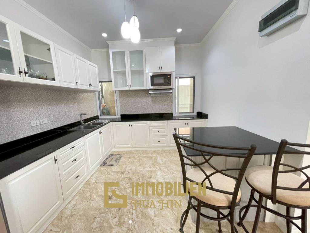 Nice Breeze 6: Neu renovierte 3 Schlafzimmer Pool Villa in Hua Hin