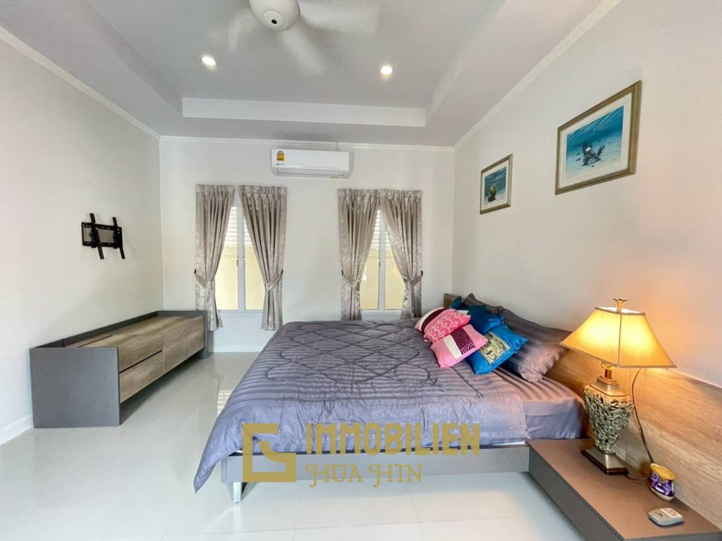 Nice Breeze 6: Neu renovierte 3 Schlafzimmer Pool Villa in Hua Hin