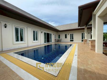 Nice Breeze 6: Neu renovierte 3 Schlafzimmer Pool Villa in Hua Hin
