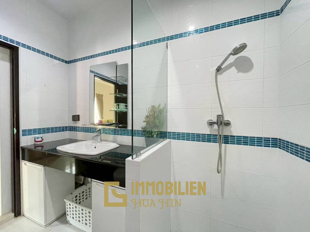 Nice Breeze 6: Neu renovierte 3 Schlafzimmer Pool Villa in Hua Hin