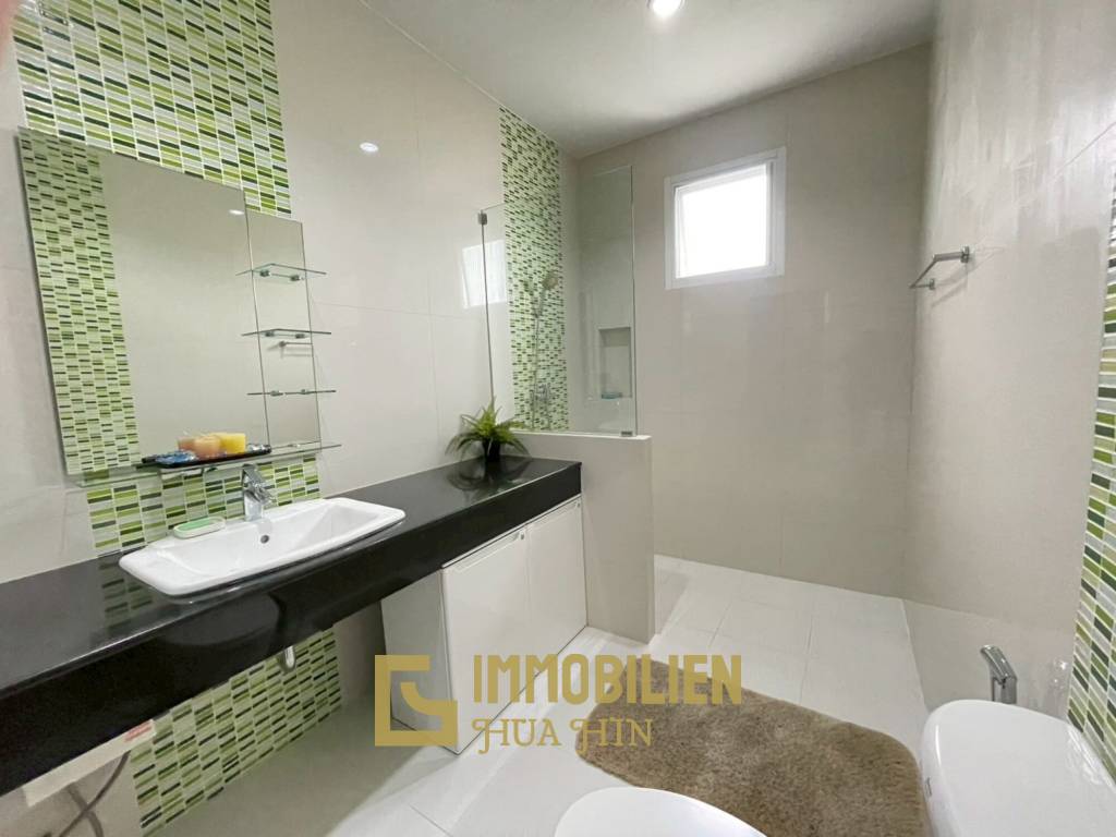 Nice Breeze 6: Neu renovierte 3 Schlafzimmer Pool Villa in Hua Hin