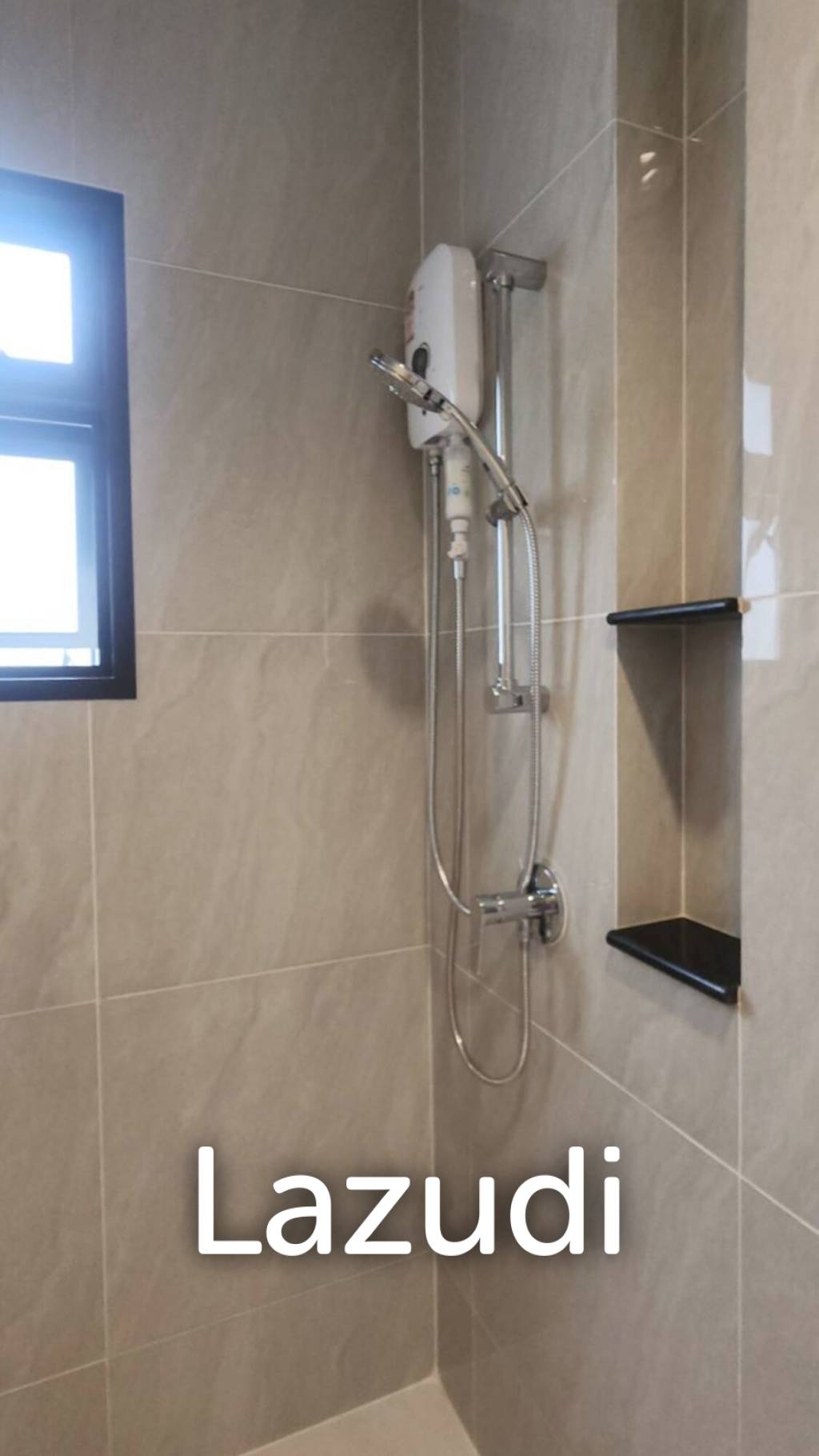 2 Storey 4 bedrooms House for Rent in Nirati project