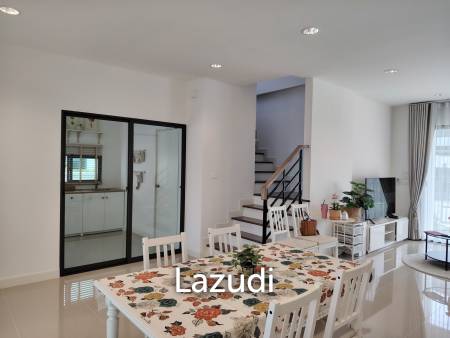 2 Storey 4 bedrooms House for Rent in Nirati project