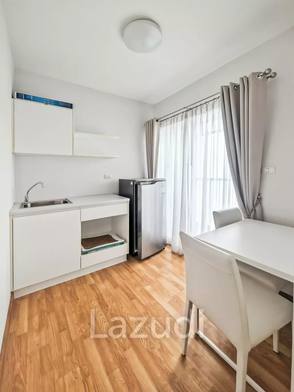 Modern Fully Furnished Studio Room in The Trust Condo Hua Hin