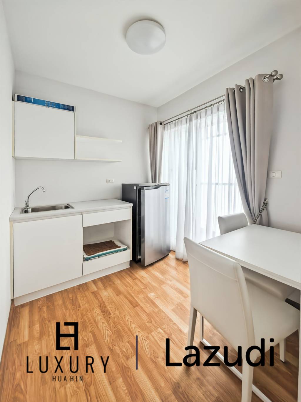 Modern Fully Furnished Studio Room in The Trust Condo Hua Hin