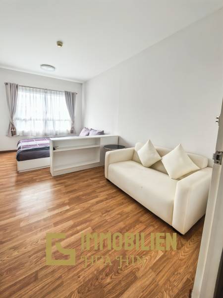 7. Stock / Parkettboden / voll möbliert