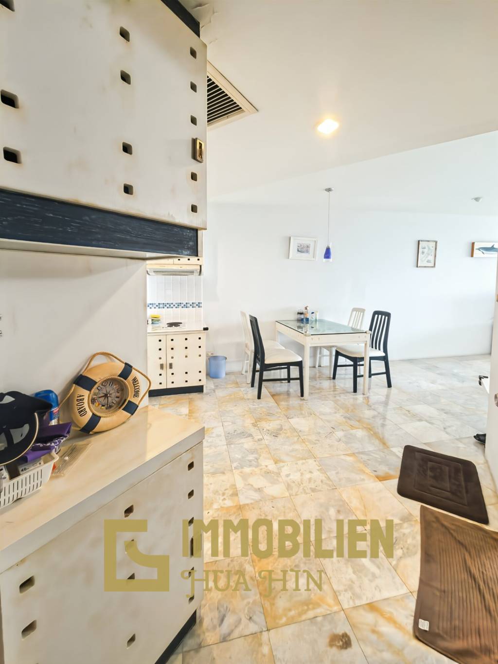 Meerblick / 60 qm Wohnfläche / Balkon