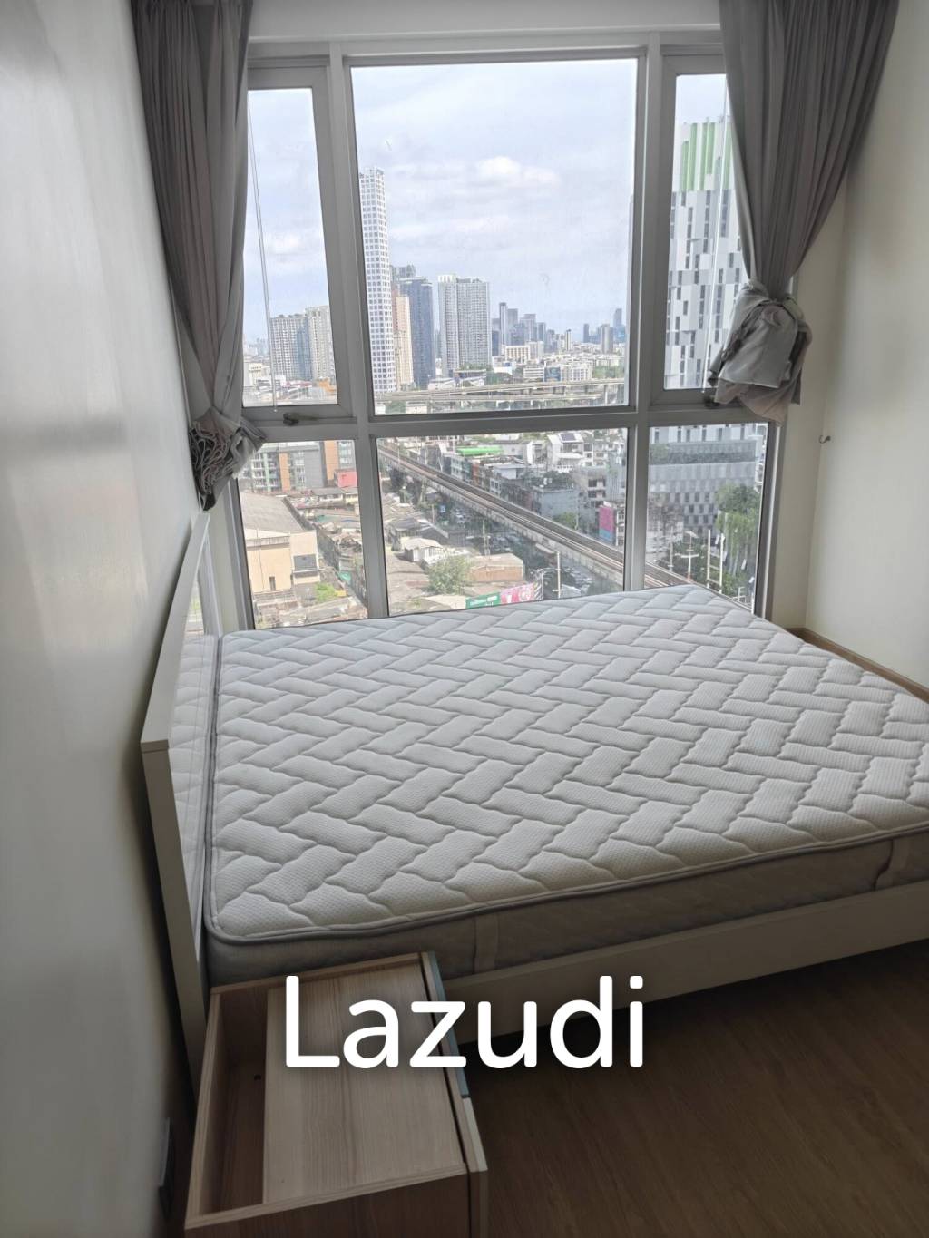 2 Bed 1 Bath 60 SQ.M Sky Walk Condominium