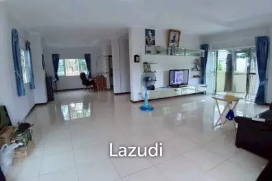 3 ห้องนอน 3 ห้องน้ำ 220 ตรม พัทยา ปาร์ค ฮิลล์