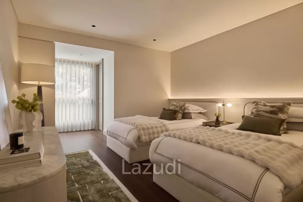 Ultra-Exclusive Low Rise Condo BTS Phromphong