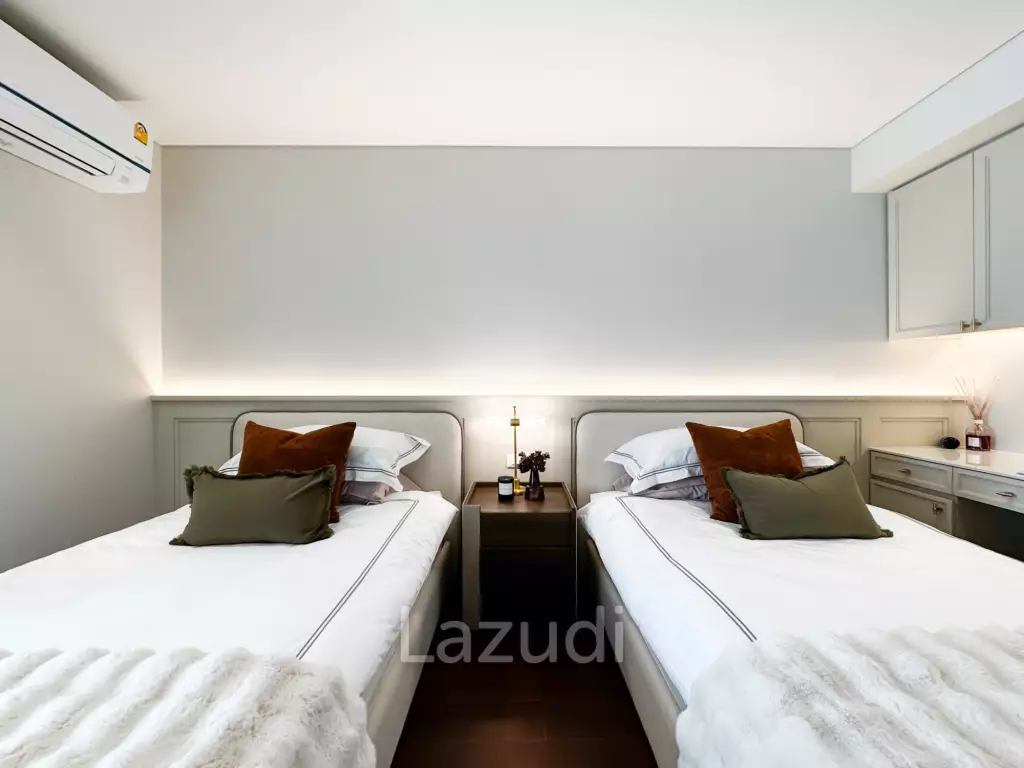 Ultra-Exclusive Low Rise Condo BTS Phromphong