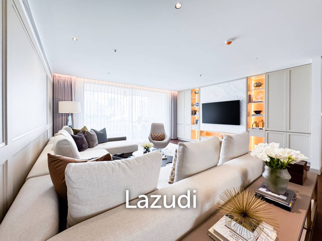 Ultra-Exclusive Low Rise Condo BTS Phromphong