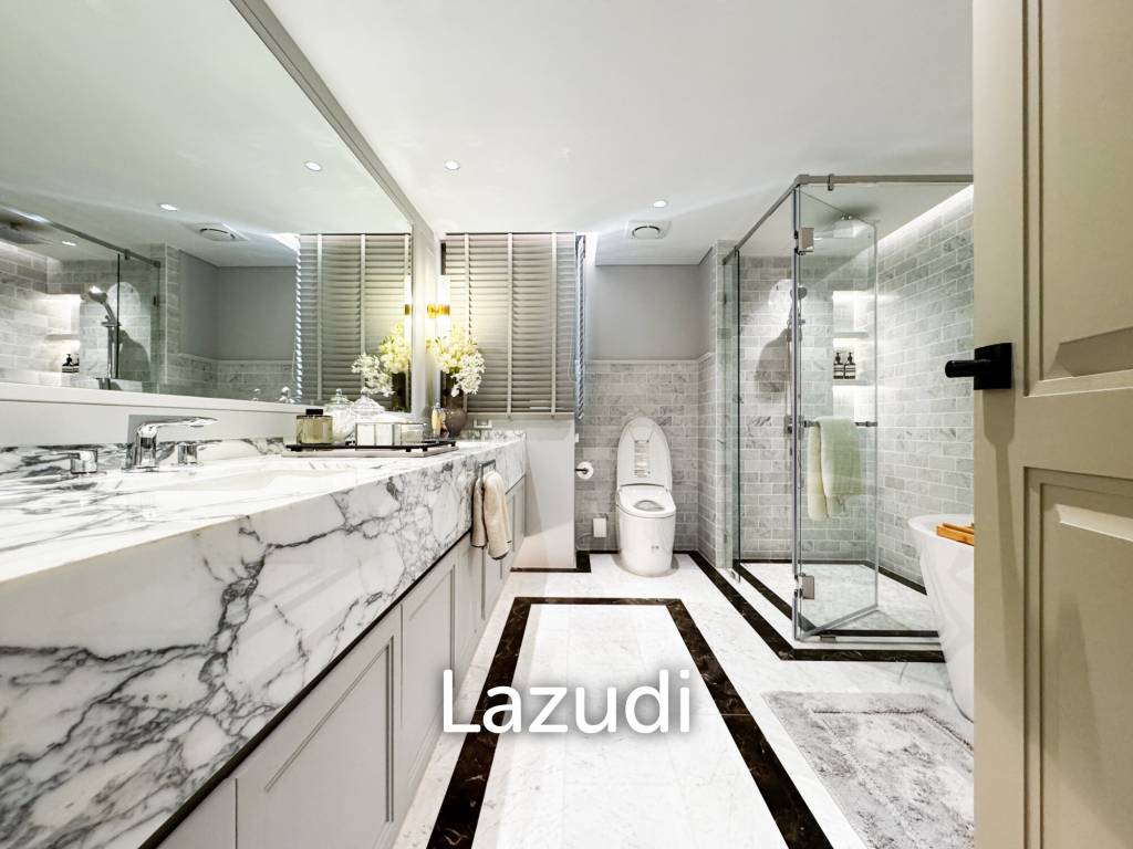 Ultra-Exclusive Low Rise Condo BTS Phromphong