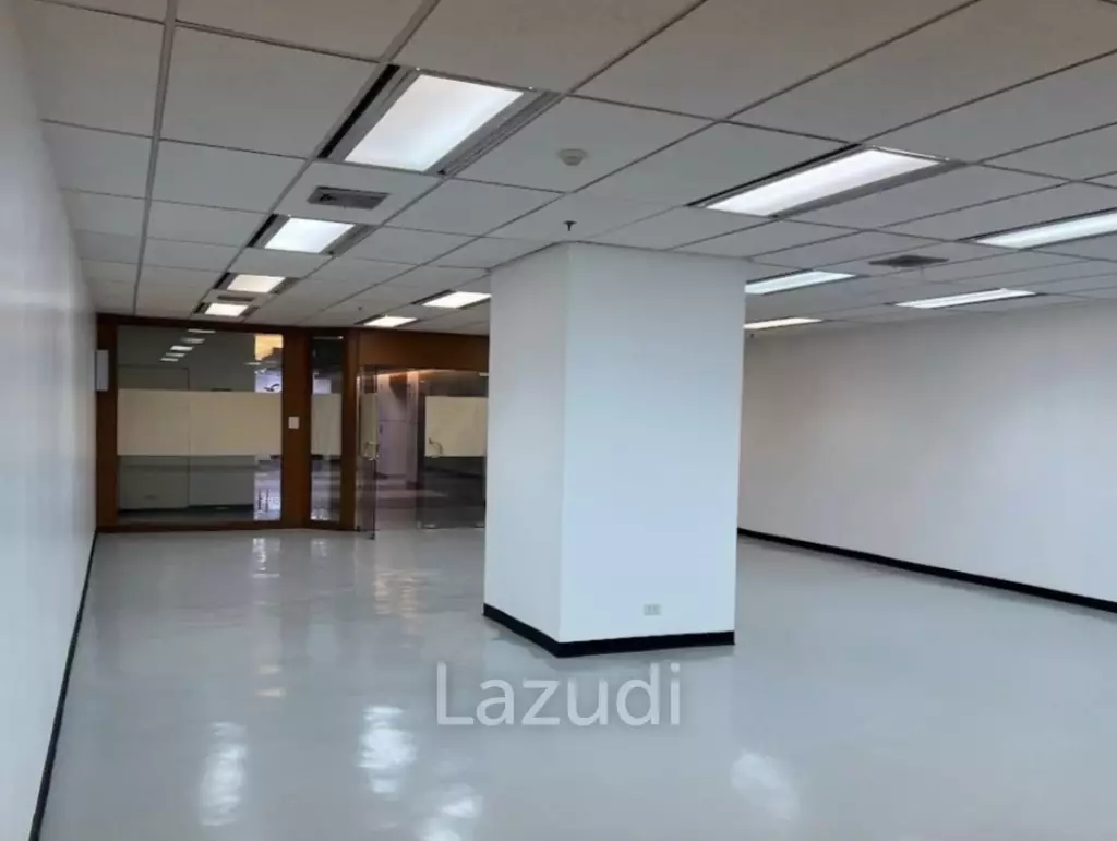 Sermmit Tower Office Space Khlong Toei Nuea Bangkok