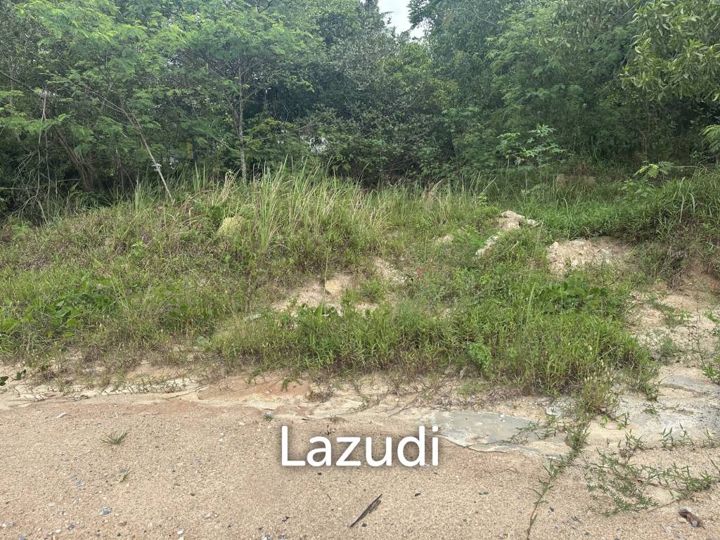 Land with  House and Great Potential Between Srithanu and Thongsala